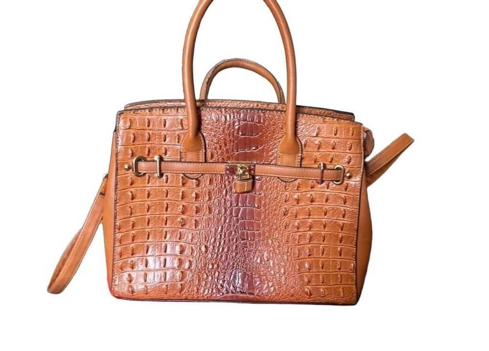 Wholesale Women Vintage Crocodile Print Large Capacity Handbags,